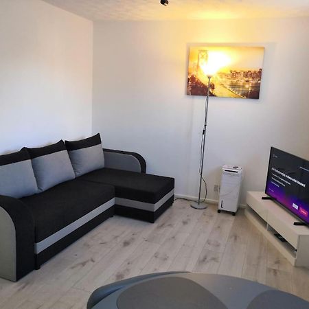 Delight Apartment, Close To Excel, London City Airport & O2! Ngoại thất bức ảnh